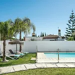 Casa Pepi Solo Familias * カディス