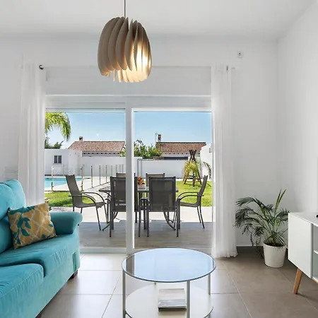 Casa Pepi Solo Familias Hétvégi ház *